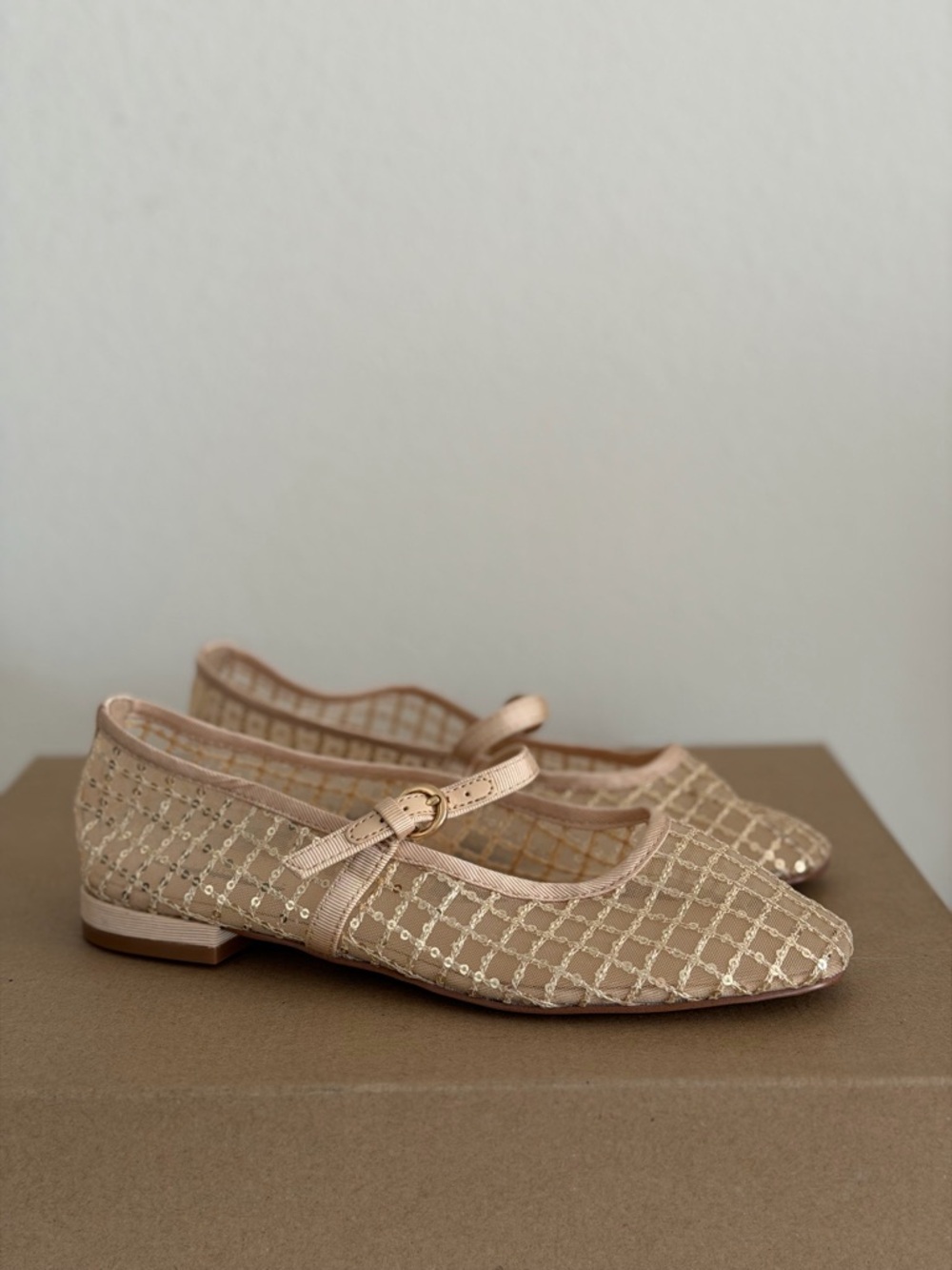 J.Crew Sequin Plaid Mary Jane Flats in Gold Sequin, Size 7 - Picture 2 of 9